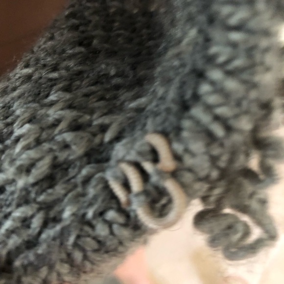 Beautiful Unique Style Gray Sweater - Picture 10 of 14